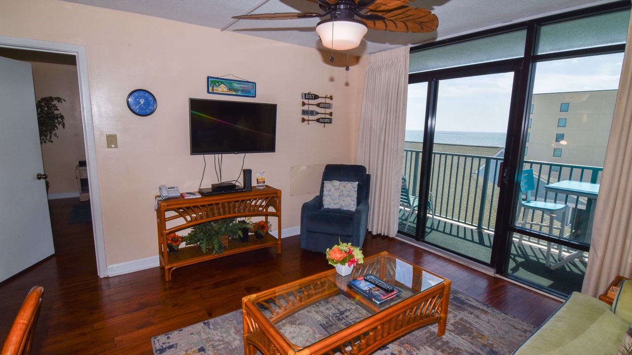 Photo of Livingroom in Ocean Drive