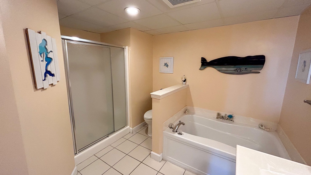 Photo of Bathroom in Ocean Drive