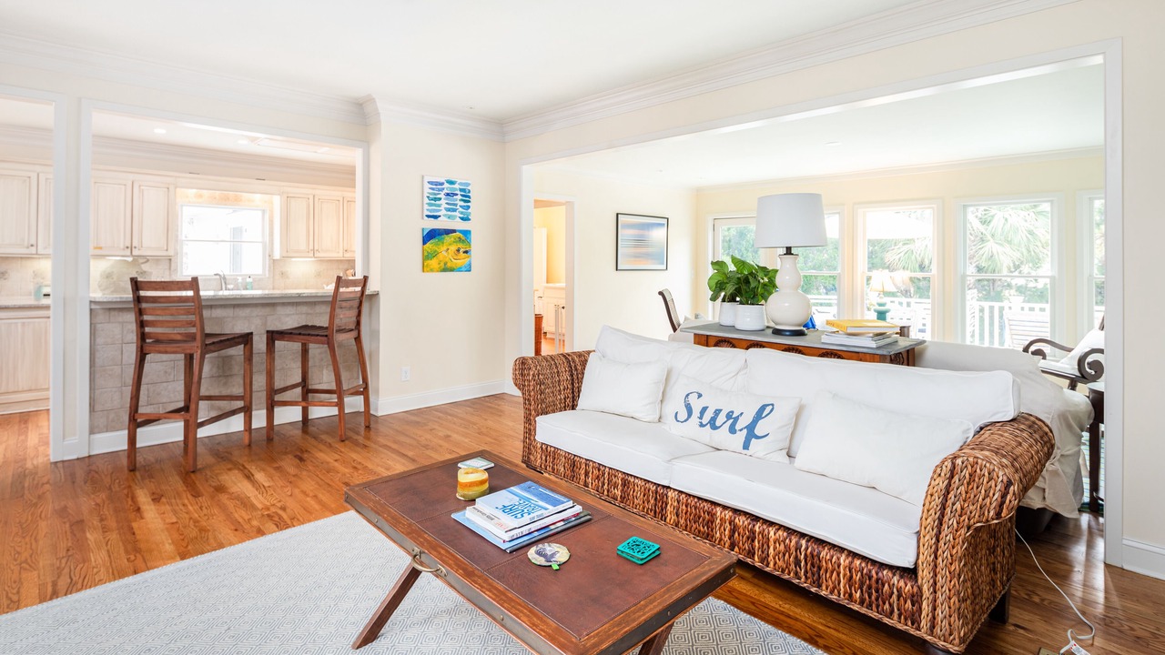 Photo of Livingroom in Sullivan's Island