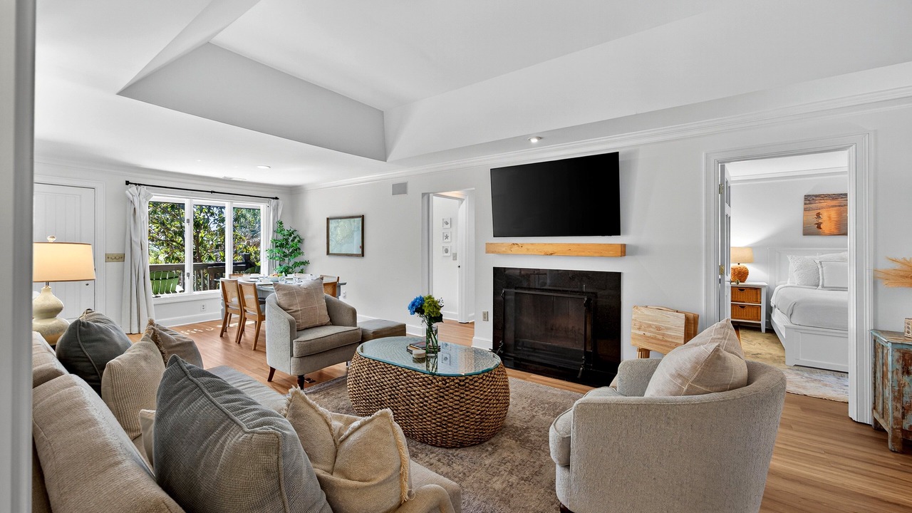 Photo of Livingroom in West Beach