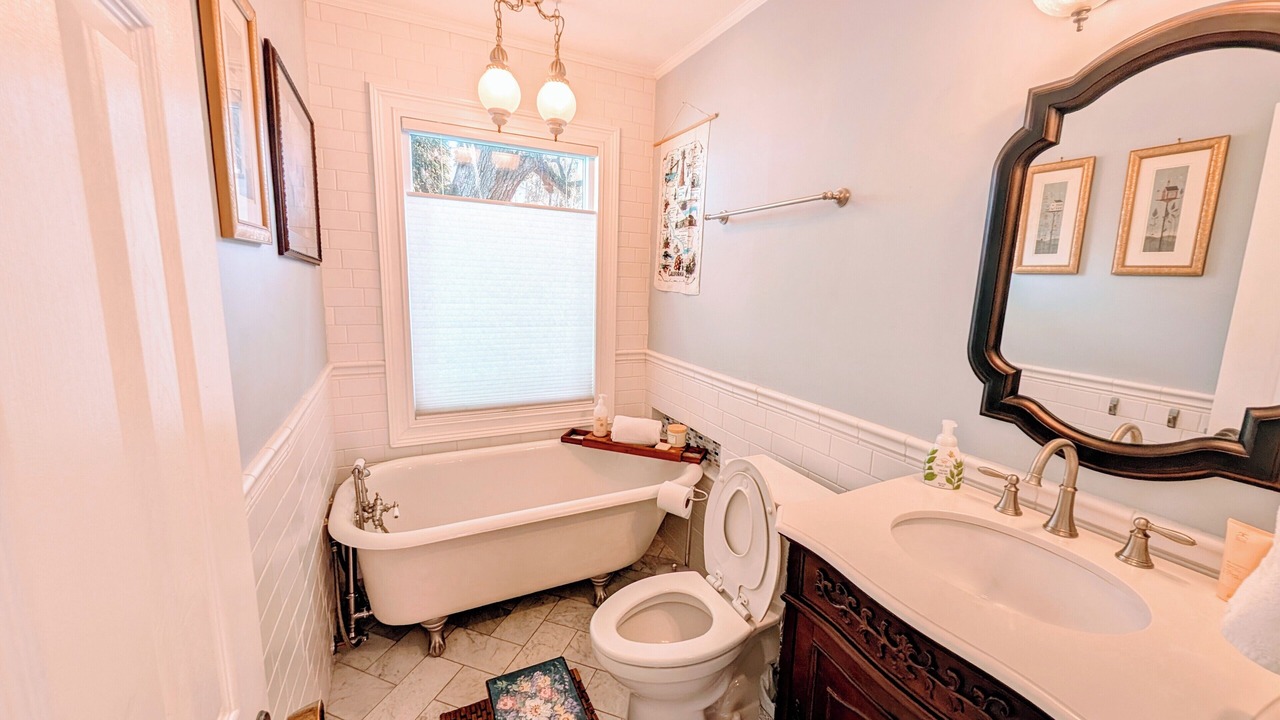 Photo of Bathroom in Hanahan