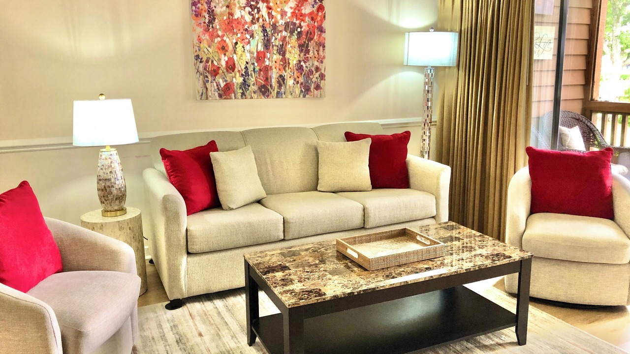 Photo of Livingroom in Arcadian Shores