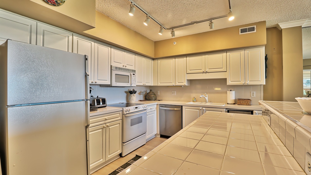Photo of Kitchen in Litchfield by the Sea