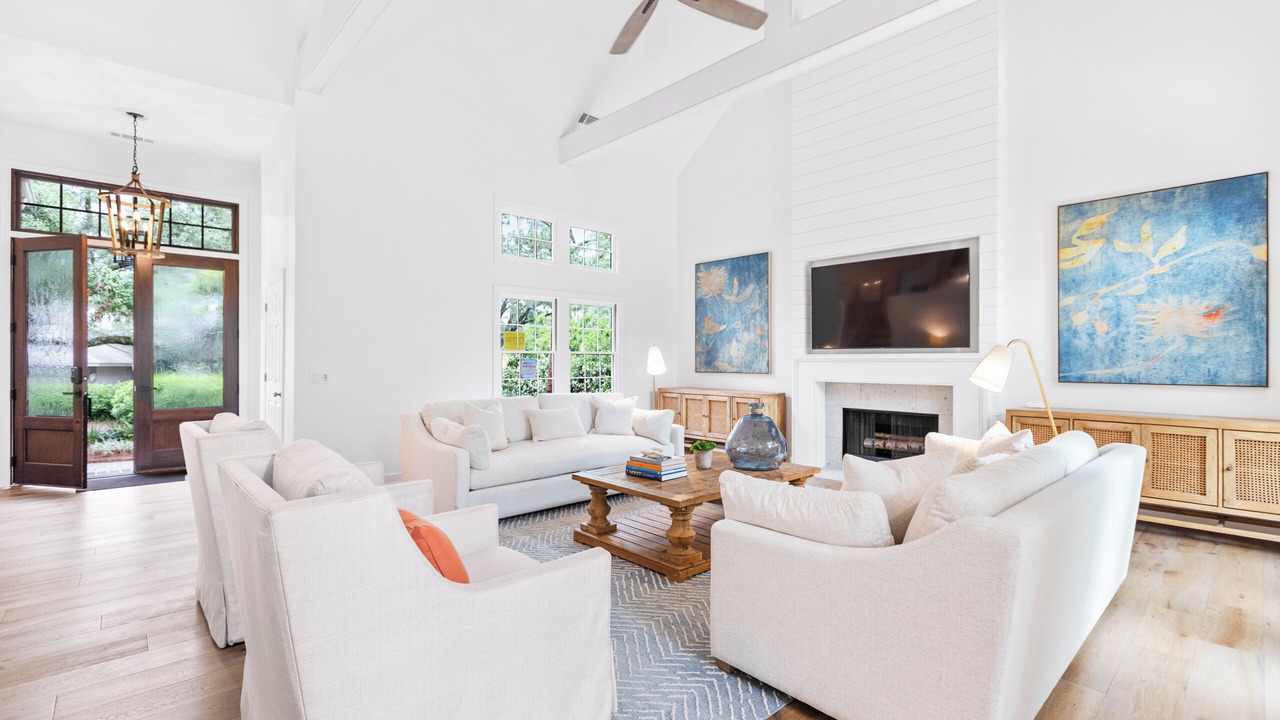 Photo of Livingroom in Sea Pines