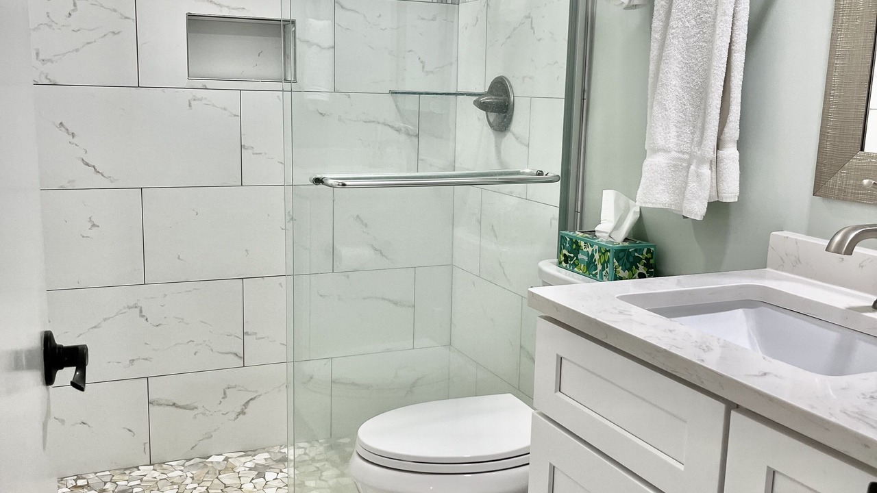Photo of Bathroom in Harbour Town