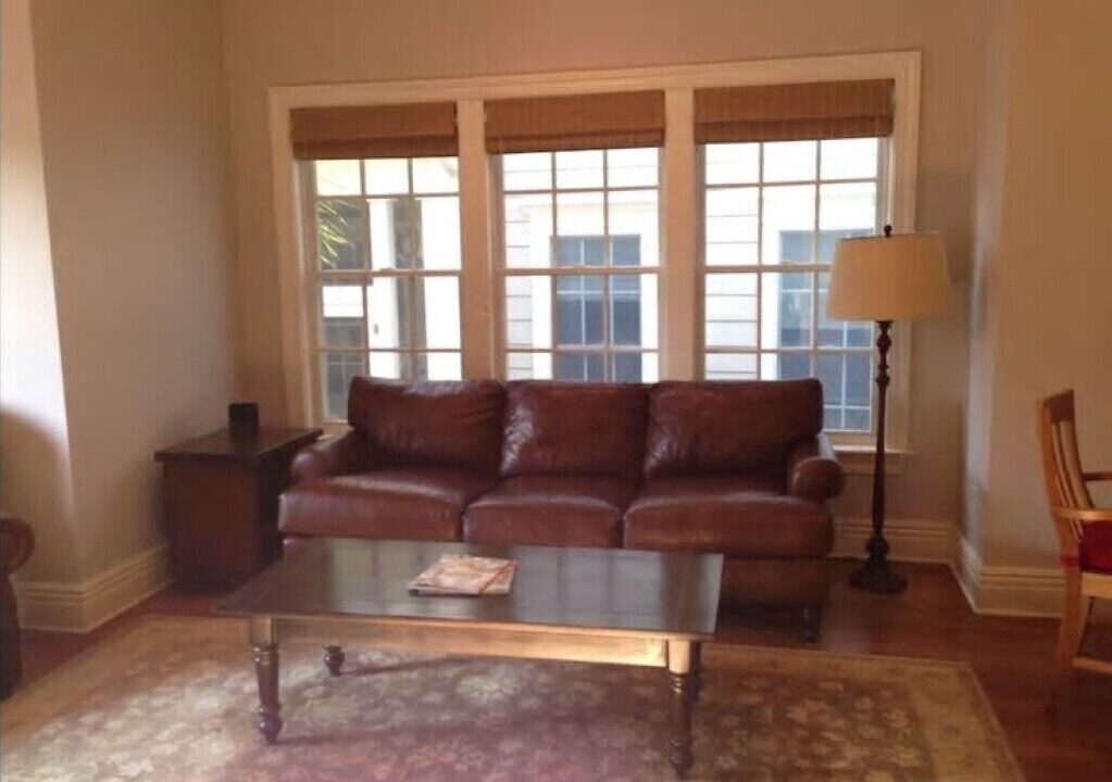 Photo of Livingroom in Charleston