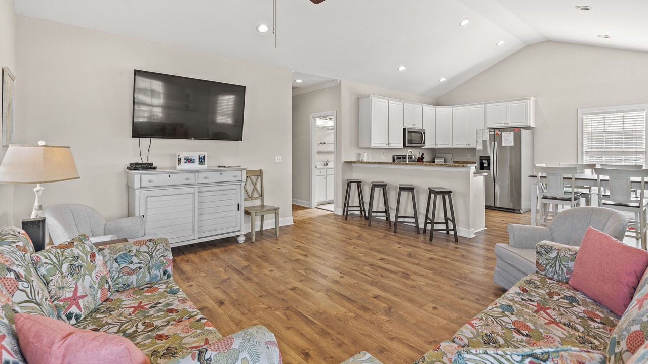 Photo of Bedroom in Crescent Beach
