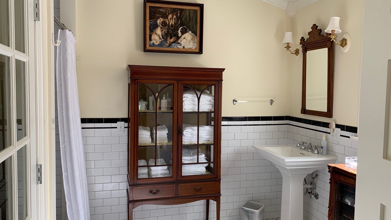 Photo of Bathroom in Historic District