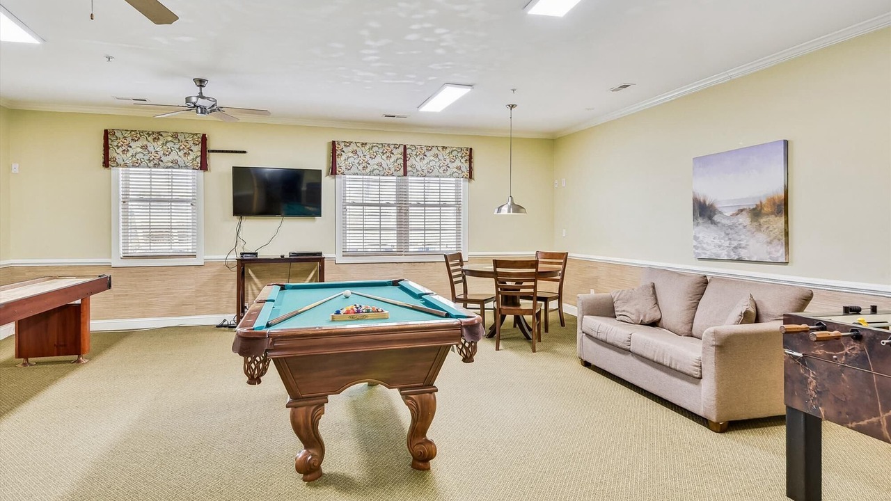 Photo of Livingroom in Windy Hill