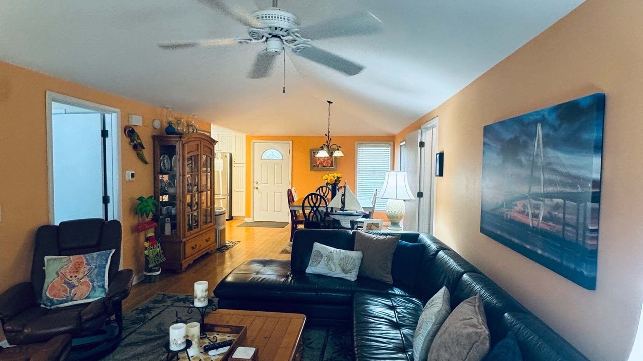 Photo of Livingroom in Isle of Palms