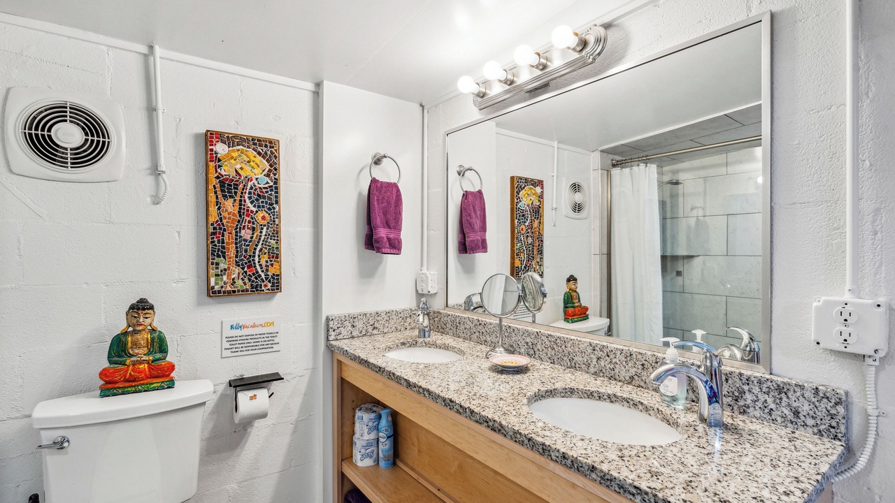Photo of Bathroom in Sunset Point