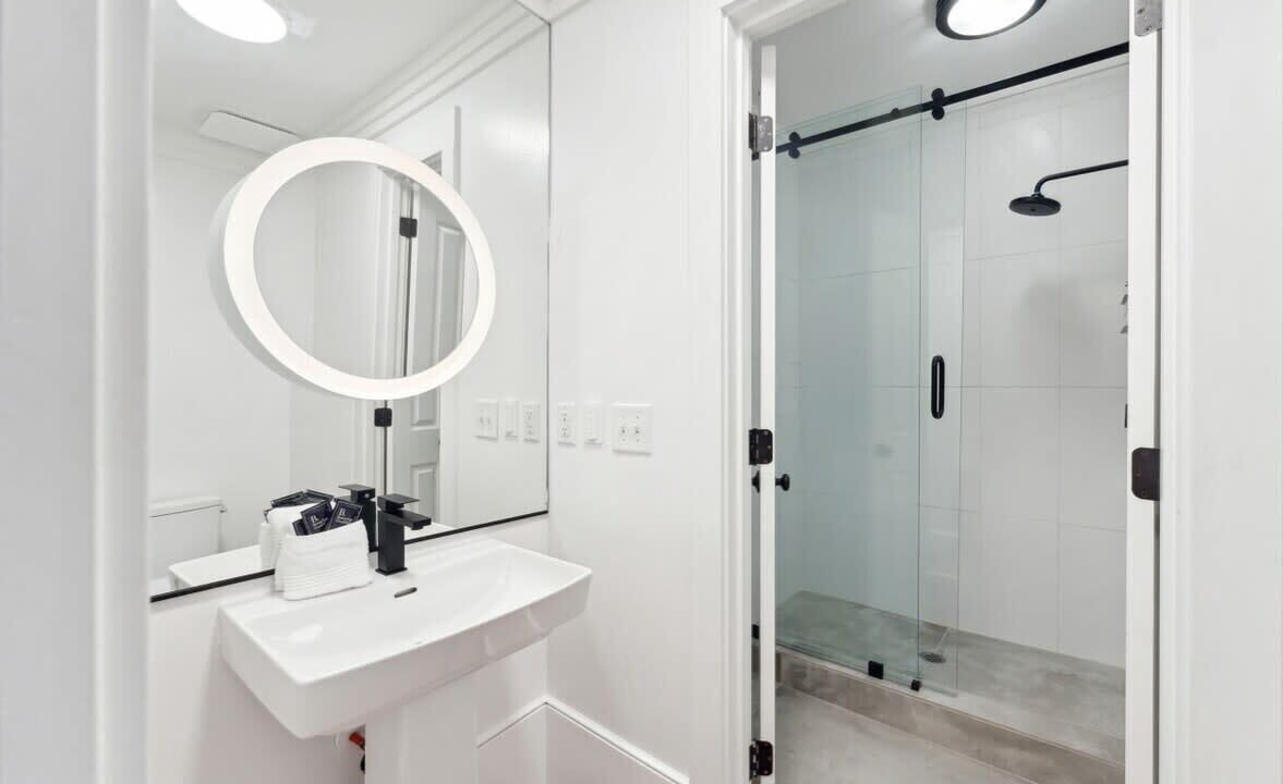 Photo of Bathroom in Cannonborough Elliotborough