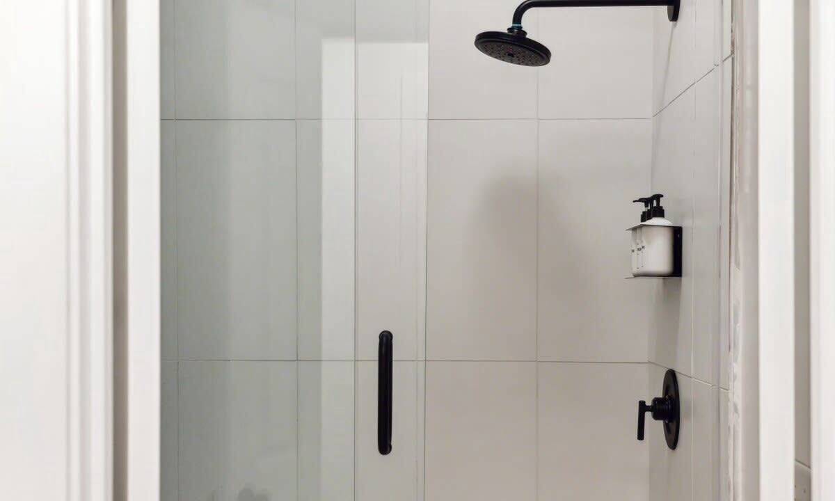 Photo of Bathroom in Cannonborough Elliotborough