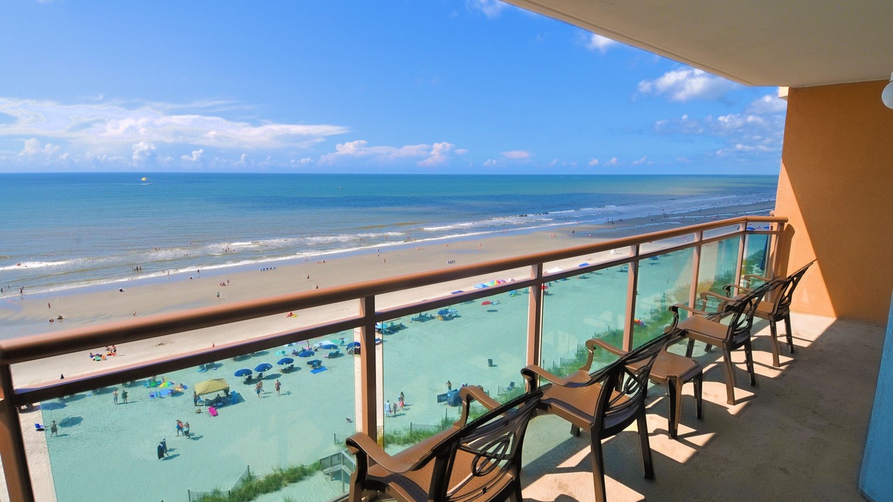 Photo of Patio Balcony in Crescent Beach