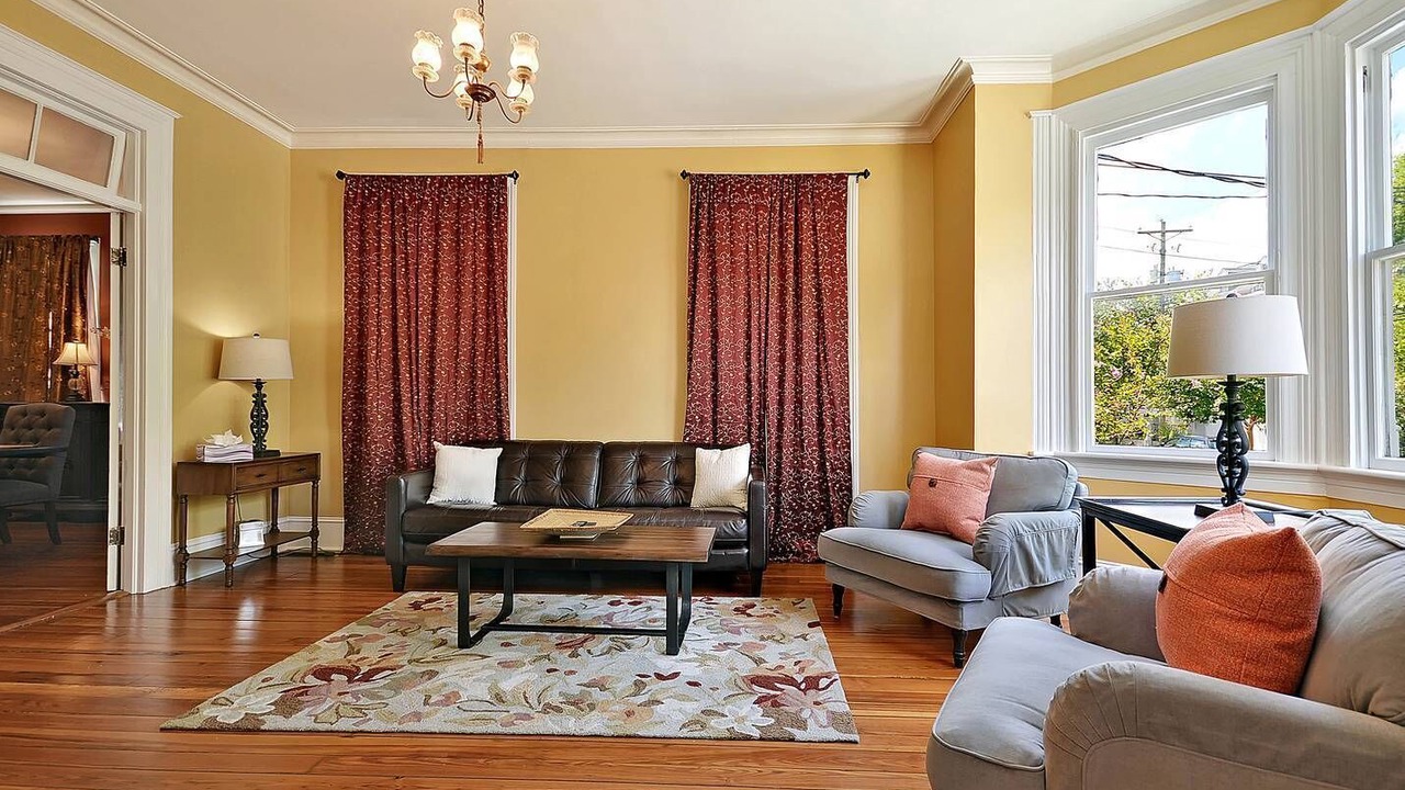 Photo of Livingroom in Cannonborough Elliotborough