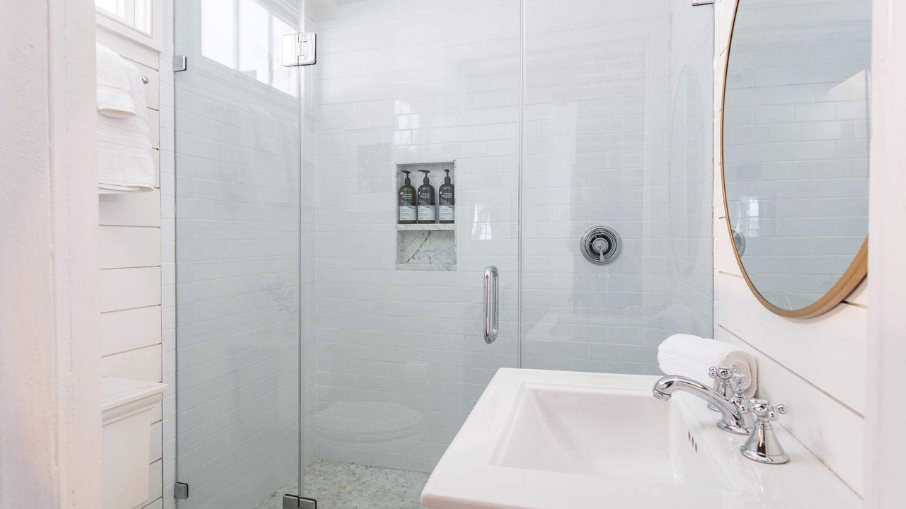 Photo of Bathroom in Cannonborough Elliotborough