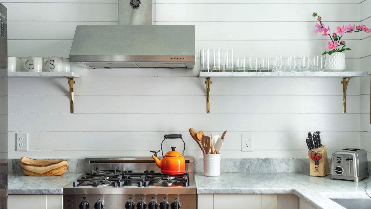 Photo of Kitchen in Cannonborough Elliotborough