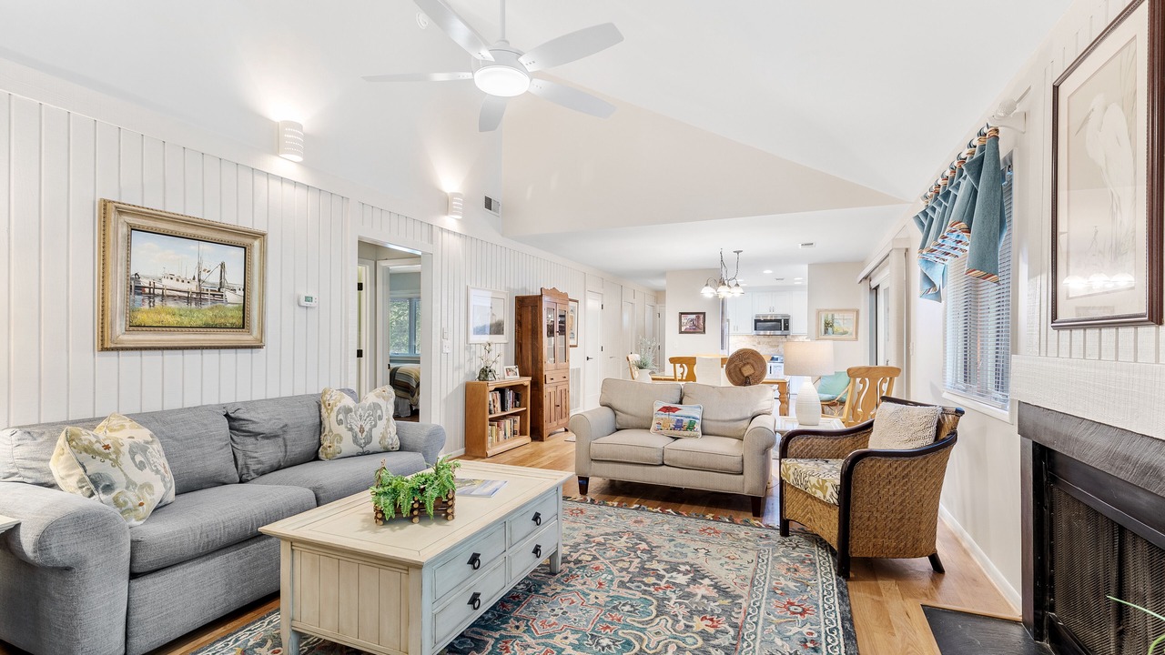 Photo of Livingroom in West Beach