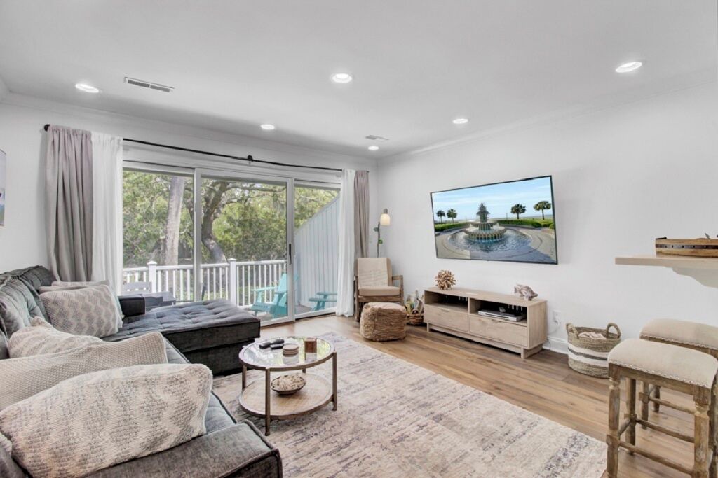 Photo of Livingroom in Twin Oaks