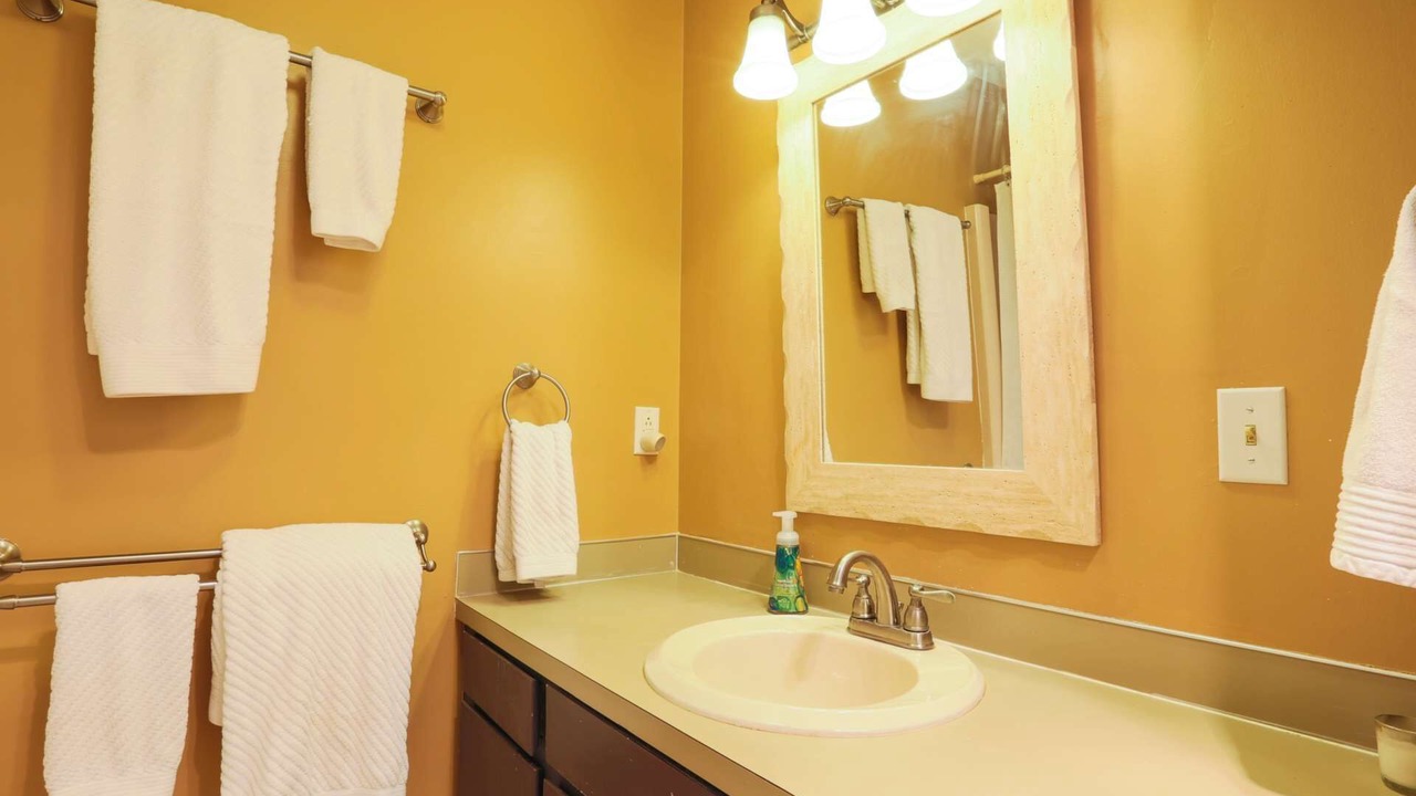 Photo of Bathroom in Sullivan's Island