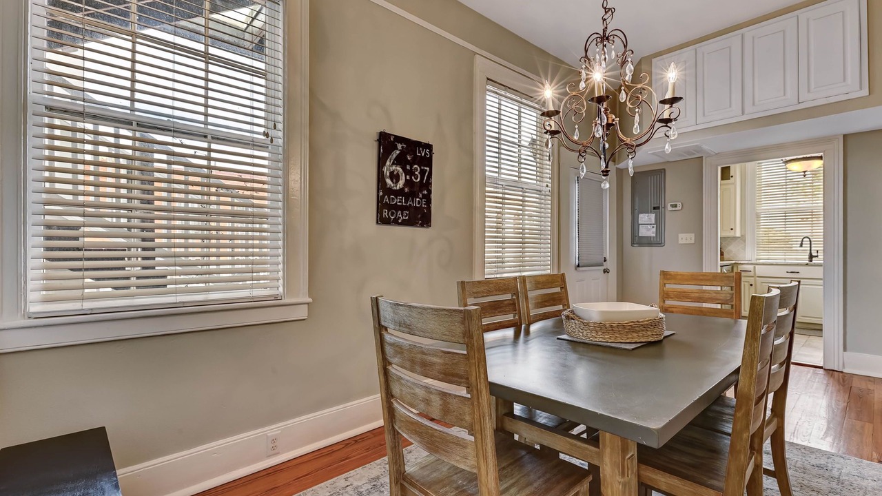 Photo of Livingroom in Historic Downtown Savannah