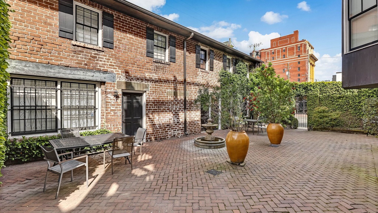Photo of Outdoor in Historic Downtown Savannah