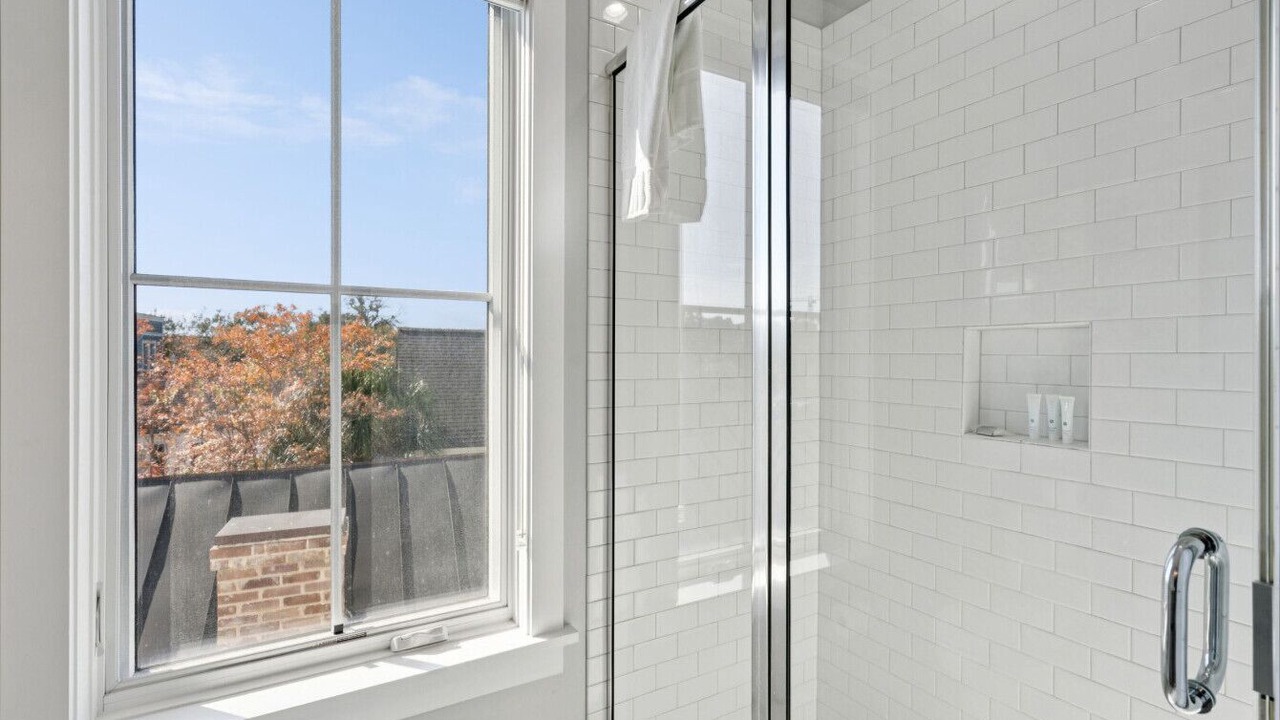 Photo of Bathroom in Cannonborough Elliotborough