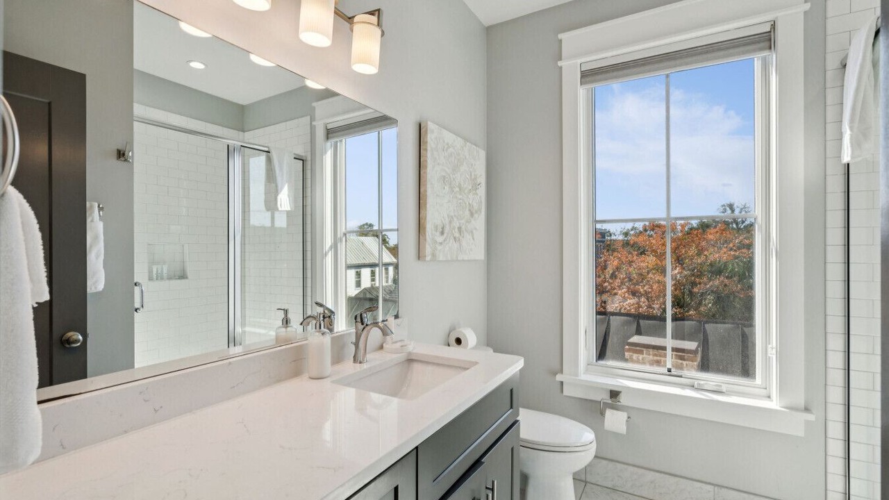 Photo of Bathroom in Cannonborough Elliotborough