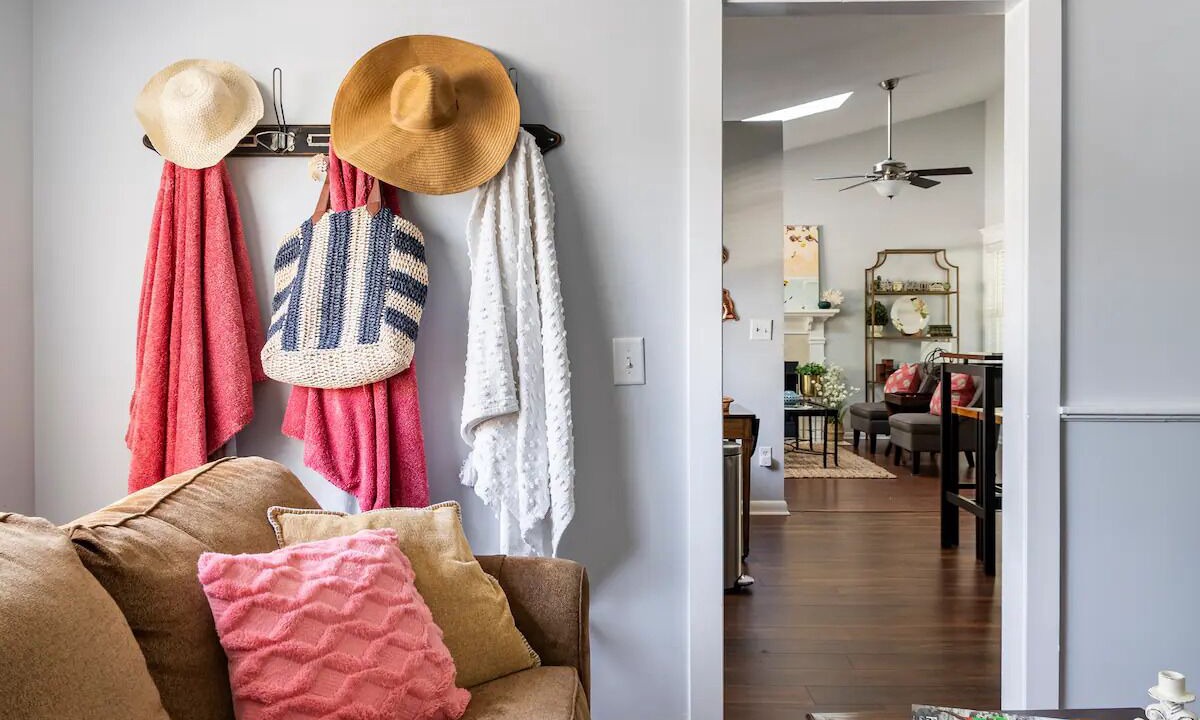 Photo of Livingroom in Mount Pleasant