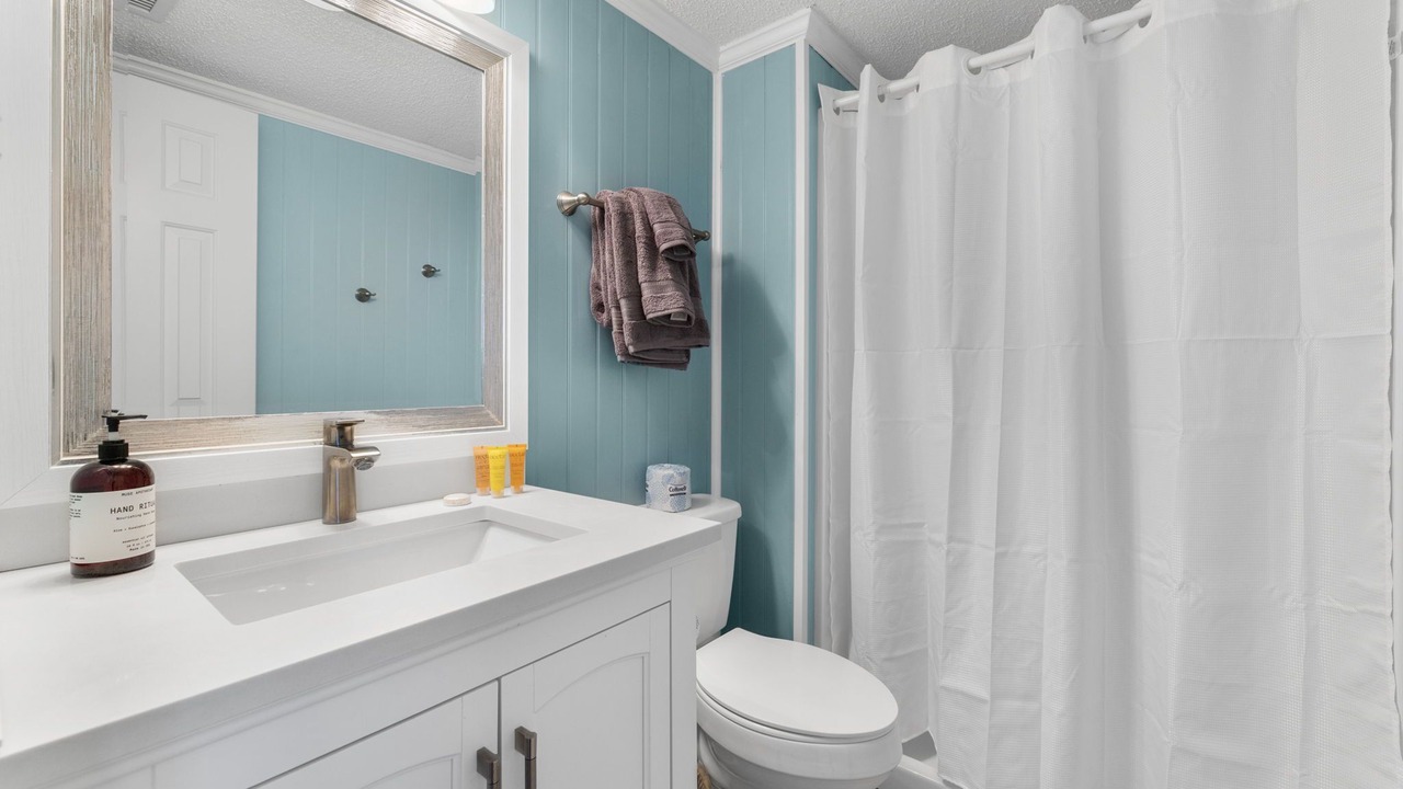 Photo of Bathroom in Ocean Drive