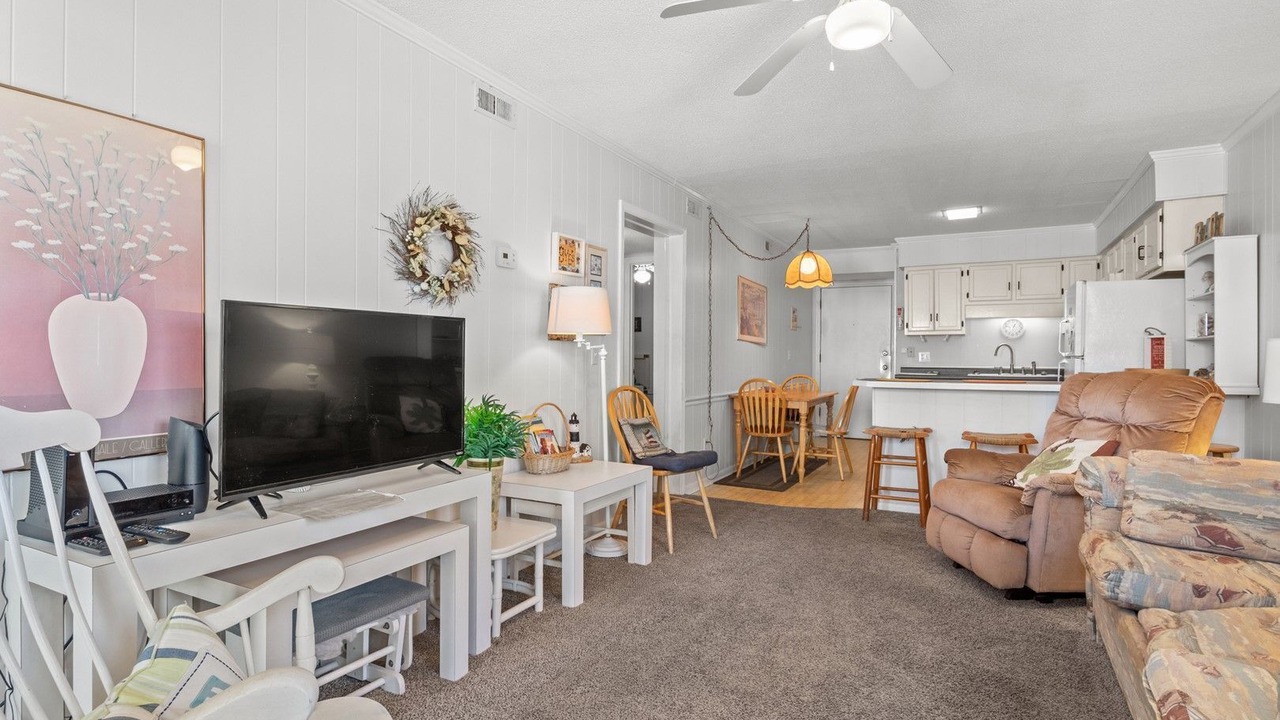 Photo of Livingroom in Myrtle Beach