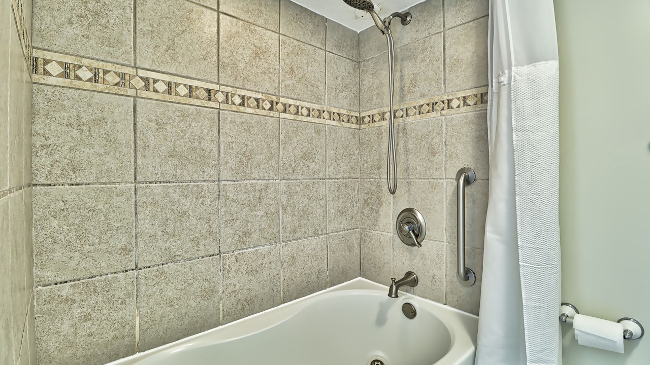 Photo of Bathroom in Briarcliffe Acres