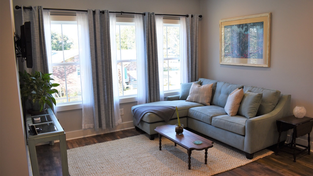 Photo of Livingroom in West Ashley
