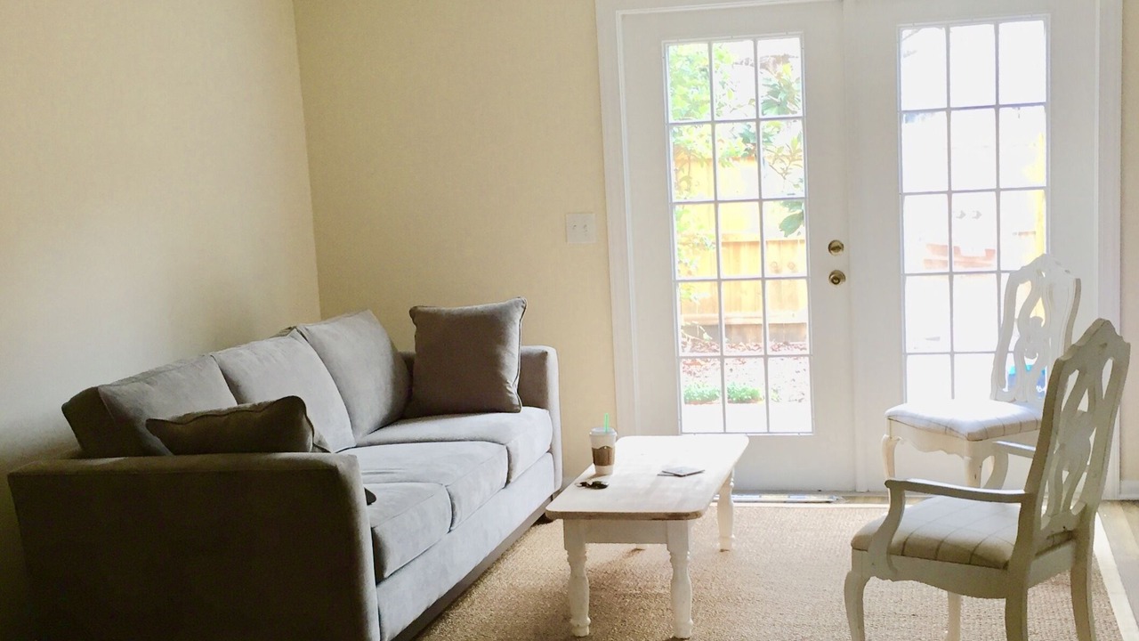 Photo of Livingroom in Mount Pleasant