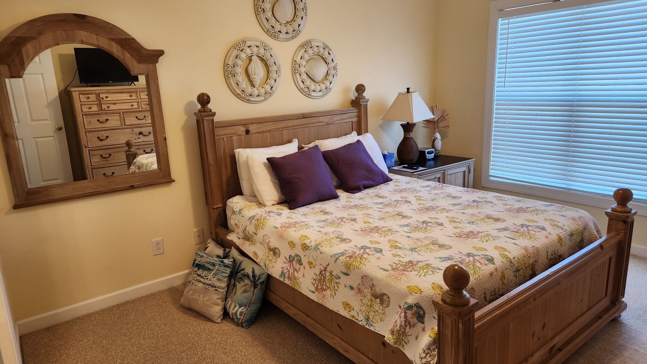 Photo of Bedroom in Ocean Isle Beach