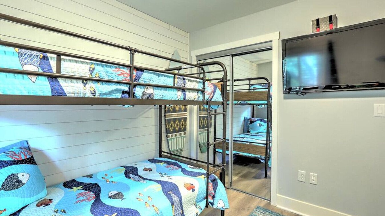 Photo of Bedroom in Palmetto Dunes