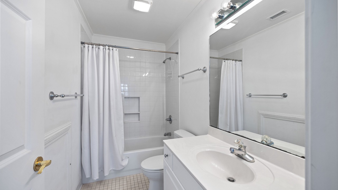 Photo of Bathroom in North Litchfield Beach