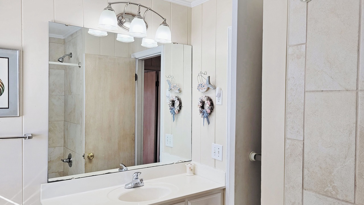 Photo of Bathroom in Litchfield by the Sea