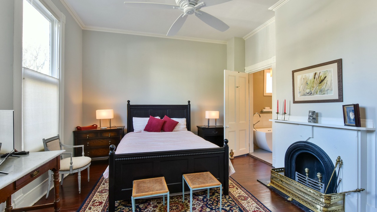 Photo of Bedroom in South of Broad