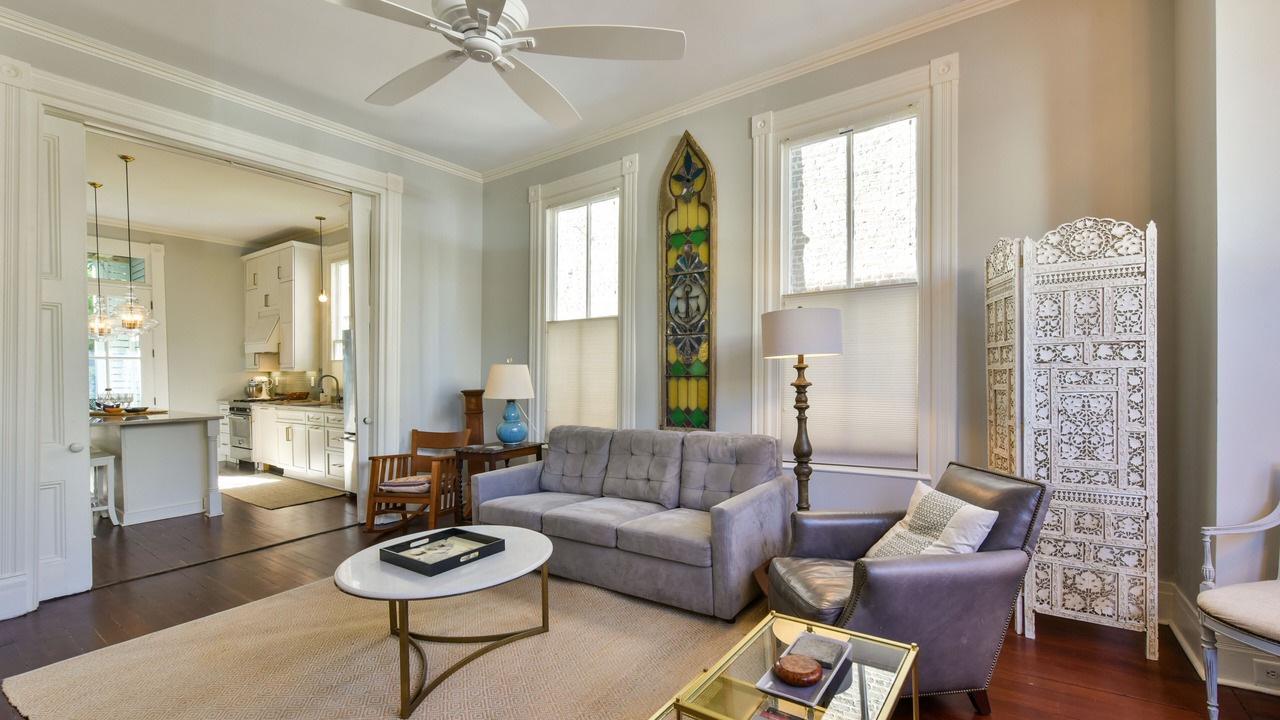 Photo of Livingroom in South of Broad