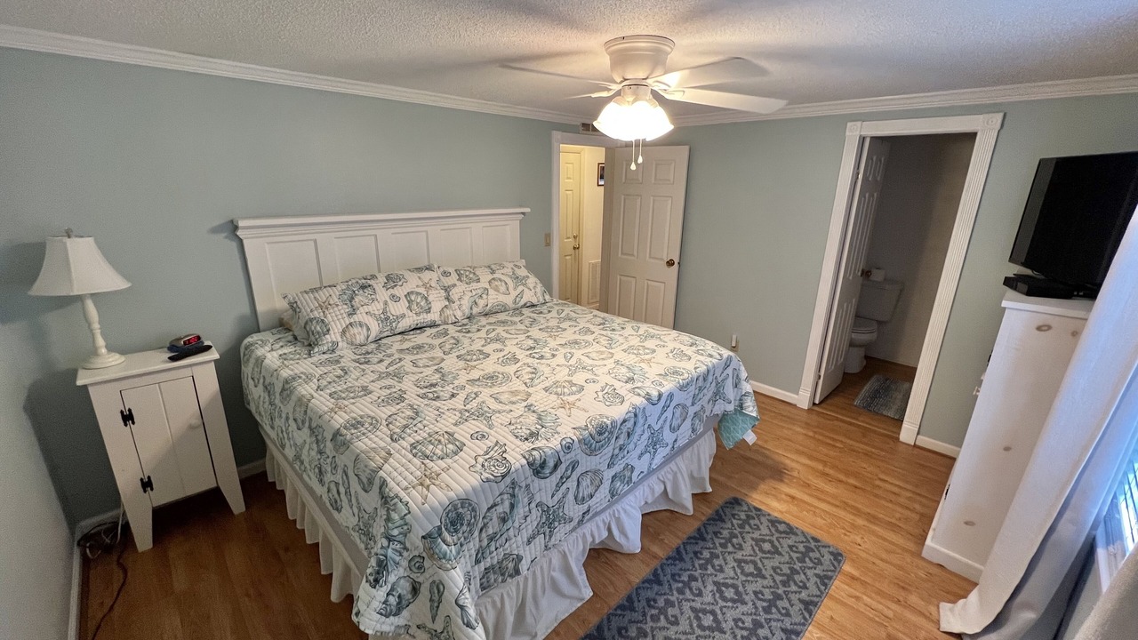 Photo of Bedroom in Garden City