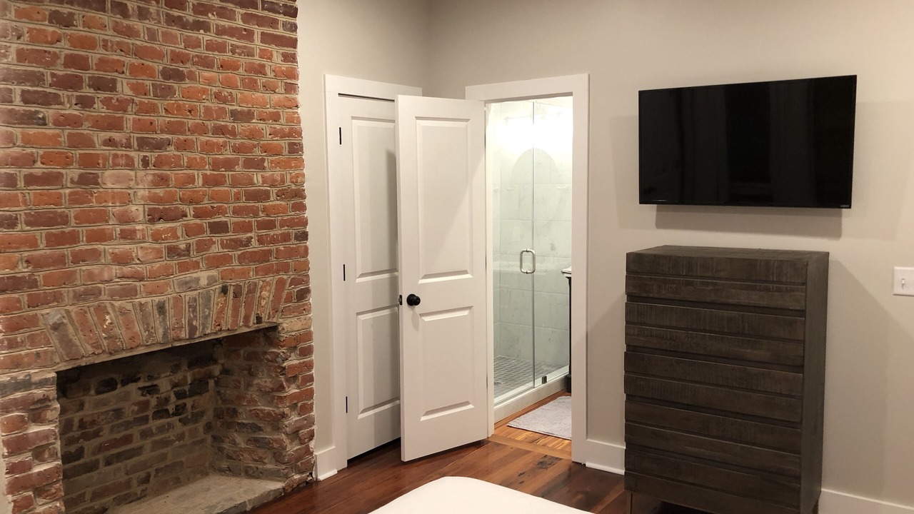 Photo of Bedroom in Downtown Charleston