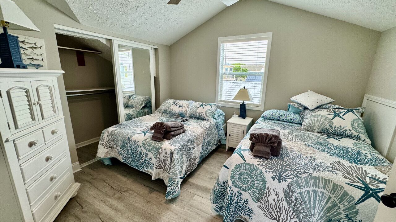 Photo of Bedroom in Surfside Beach
