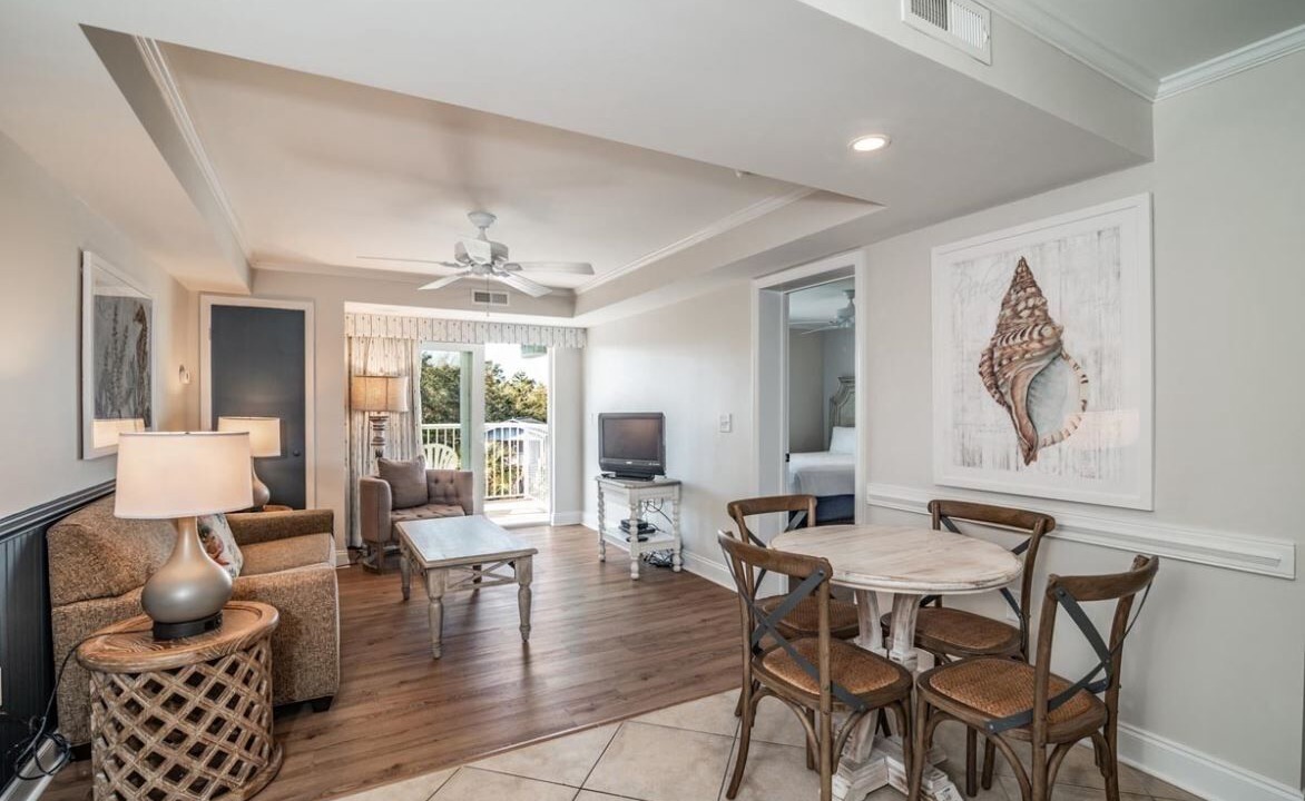 Photo of Patio Balcony in Litchfield by the Sea
