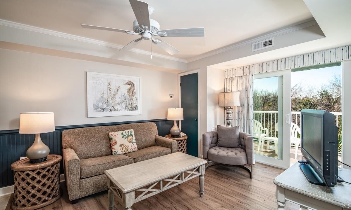 Photo of Patio Balcony in Litchfield by the Sea