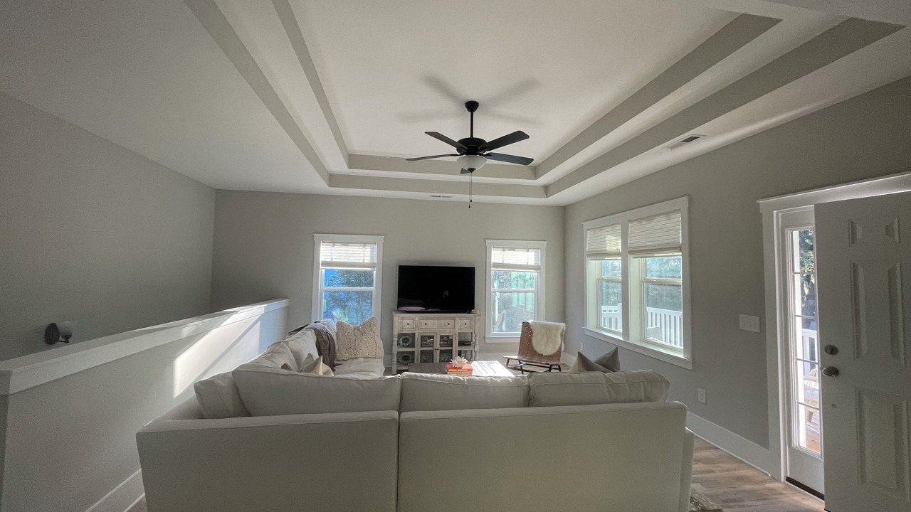 Photo of Livingroom in North Litchfield Beach