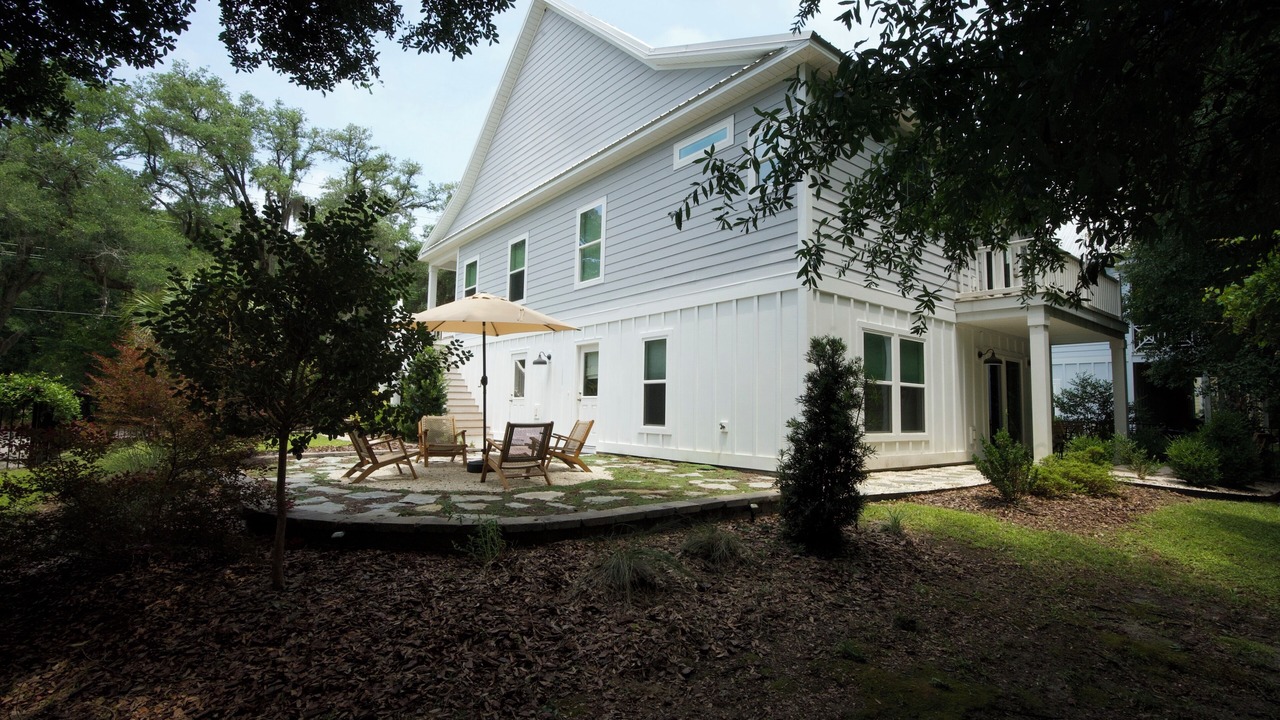 Photo of Outdoor in North Litchfield Beach