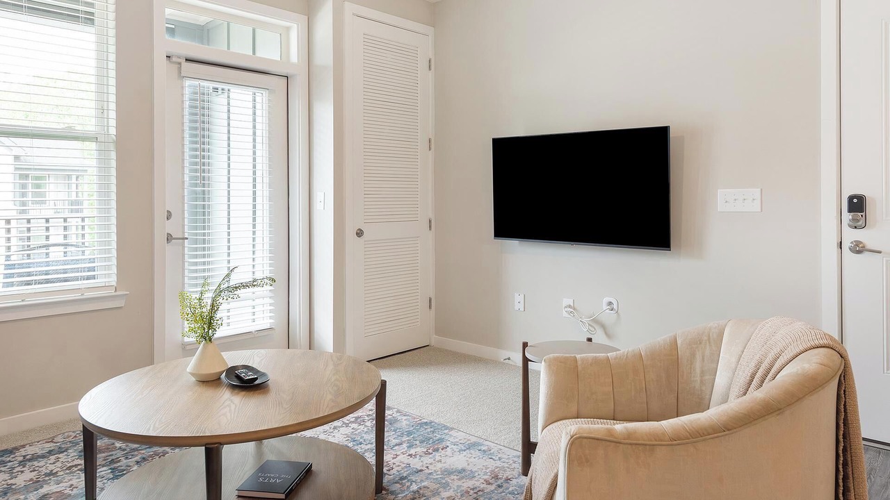 Photo of Livingroom in Huntersville