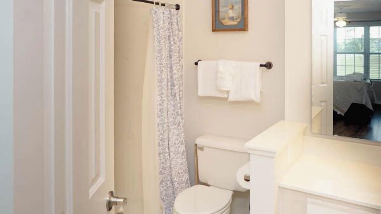 Photo of Bathroom in Waterford Plantation