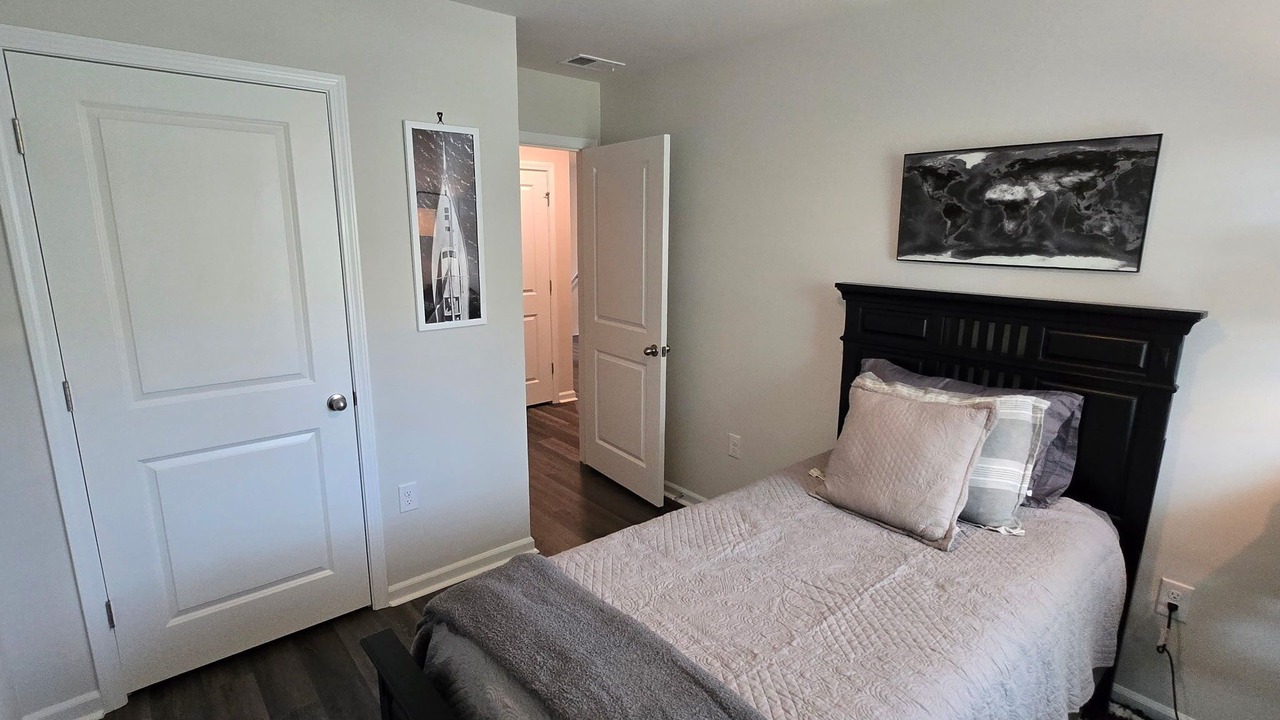 Photo of Bedroom in Conway